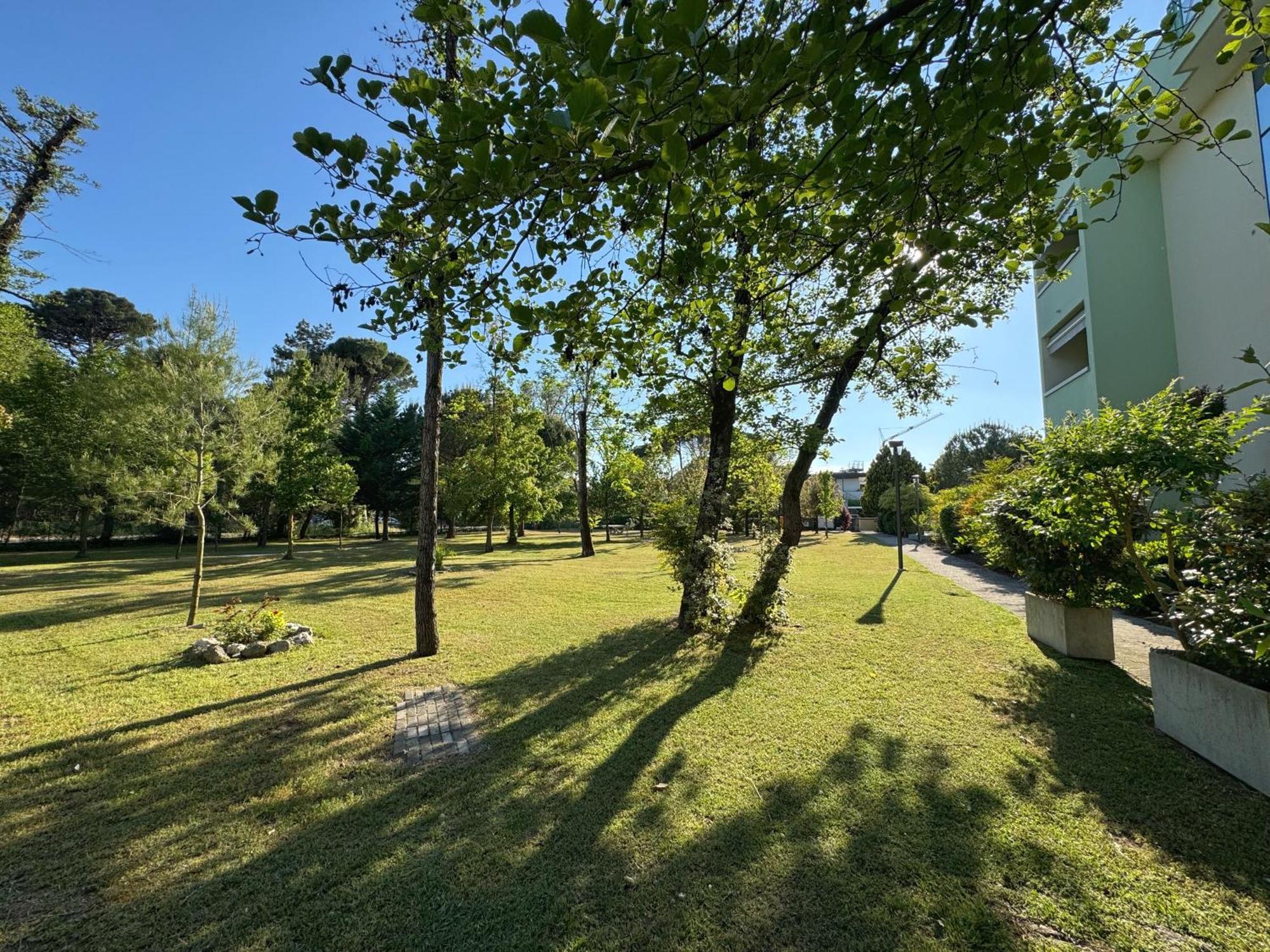 Residence Pinewood Μπιμπιόνε Εξωτερικό φωτογραφία