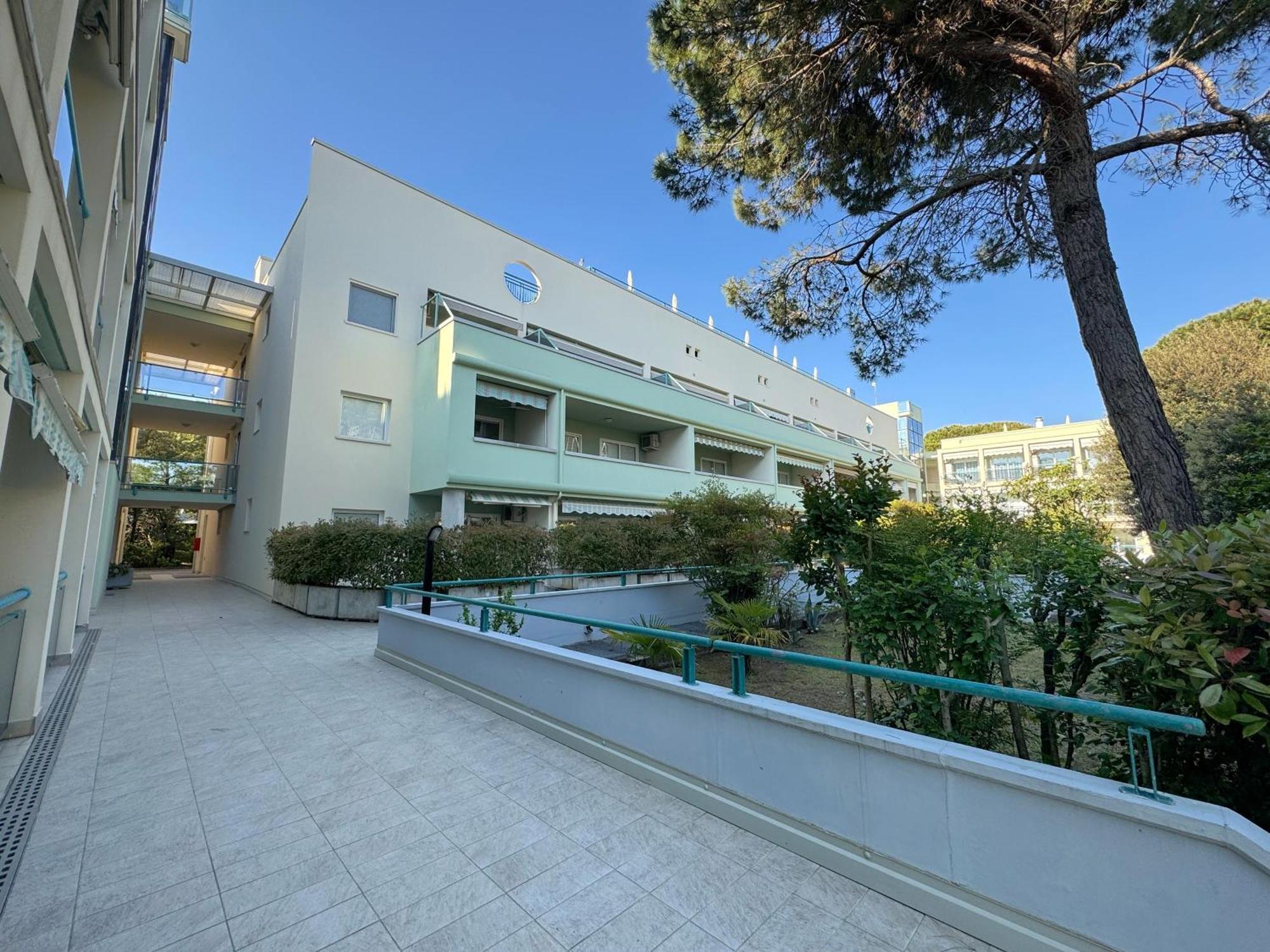 Residence Pinewood Μπιμπιόνε Εξωτερικό φωτογραφία
