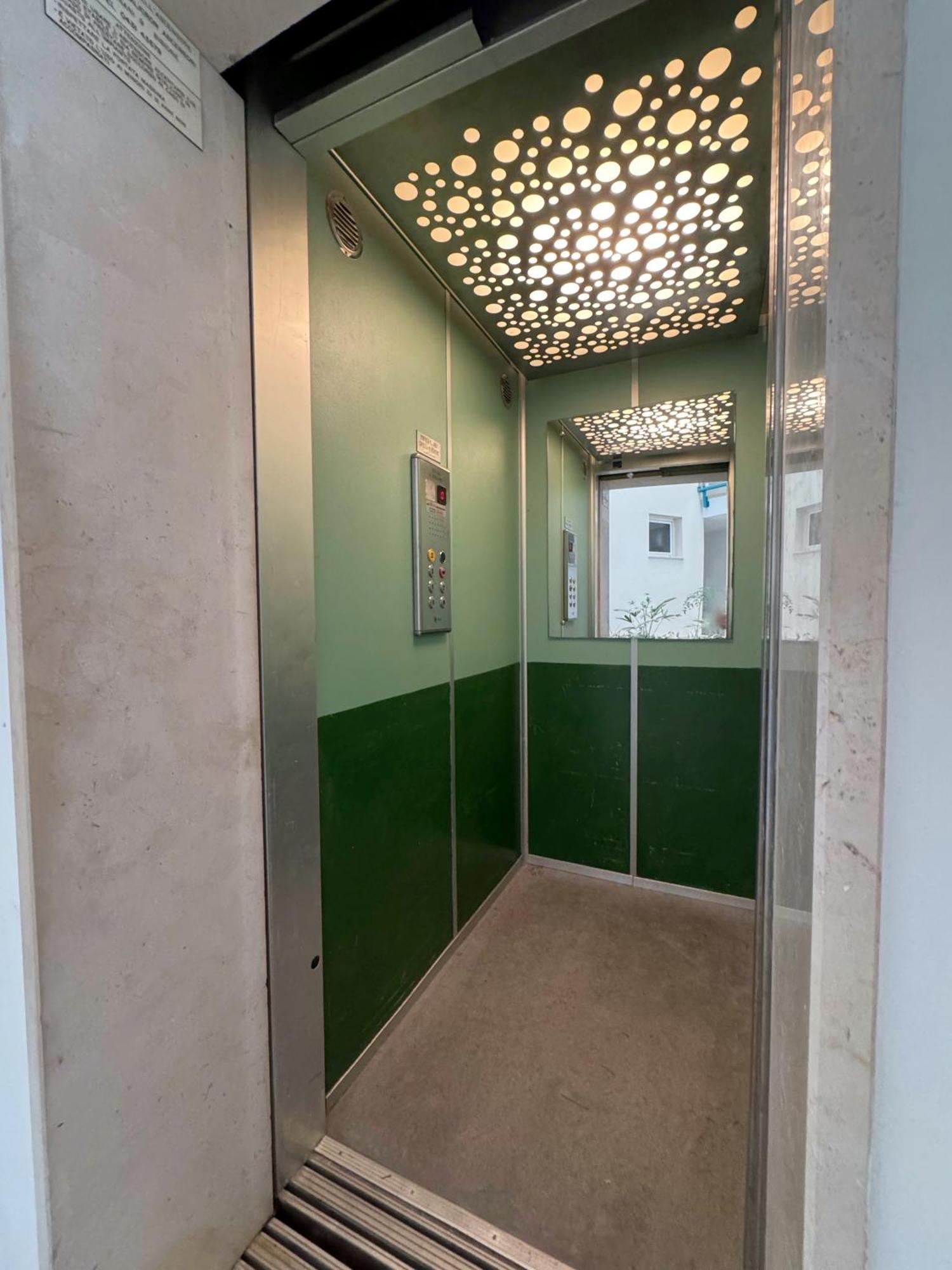 Residence Pinewood Μπιμπιόνε Εξωτερικό φωτογραφία